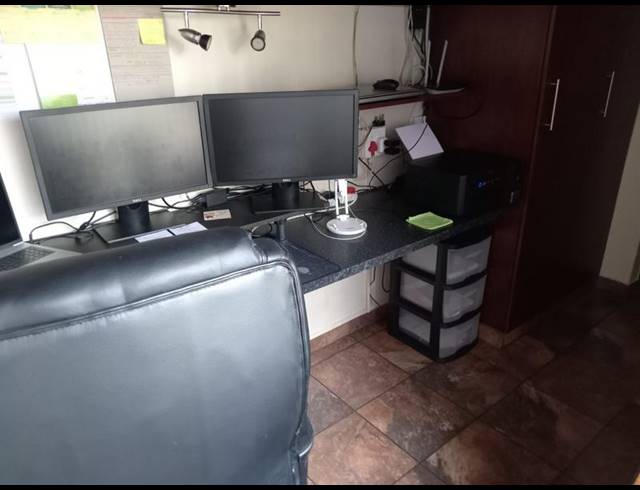 6 BEDROOM HOUSE FOR SALE IN PRETORIA GARDENS